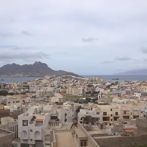 Bed and breakfast Residencial Monte Cara, Mindelo